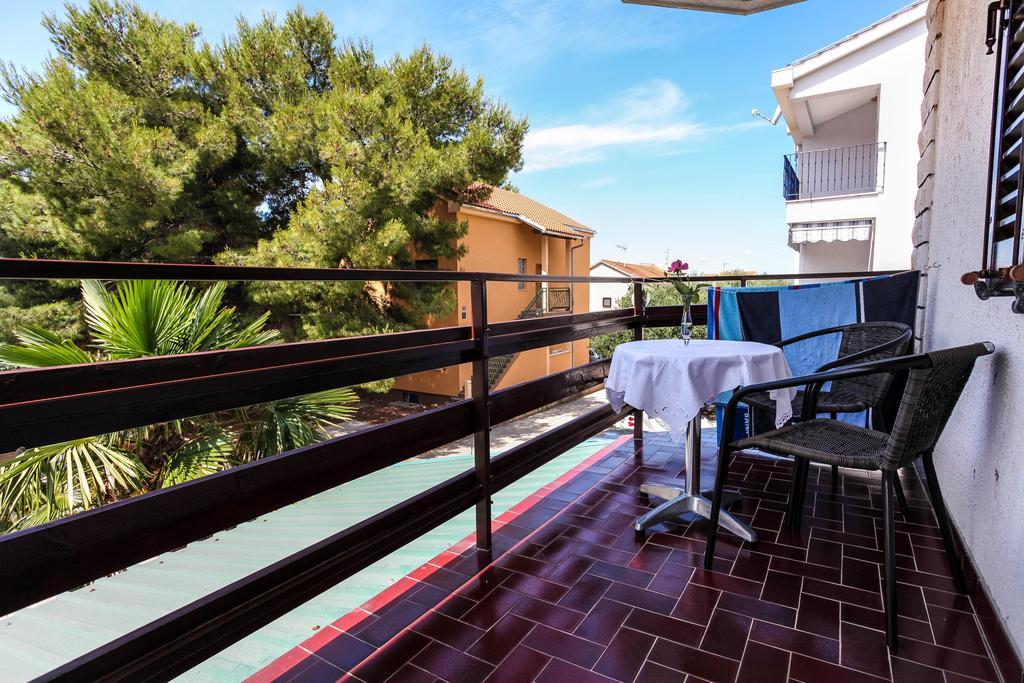 Apartments Rajna Zaboric Rum bild